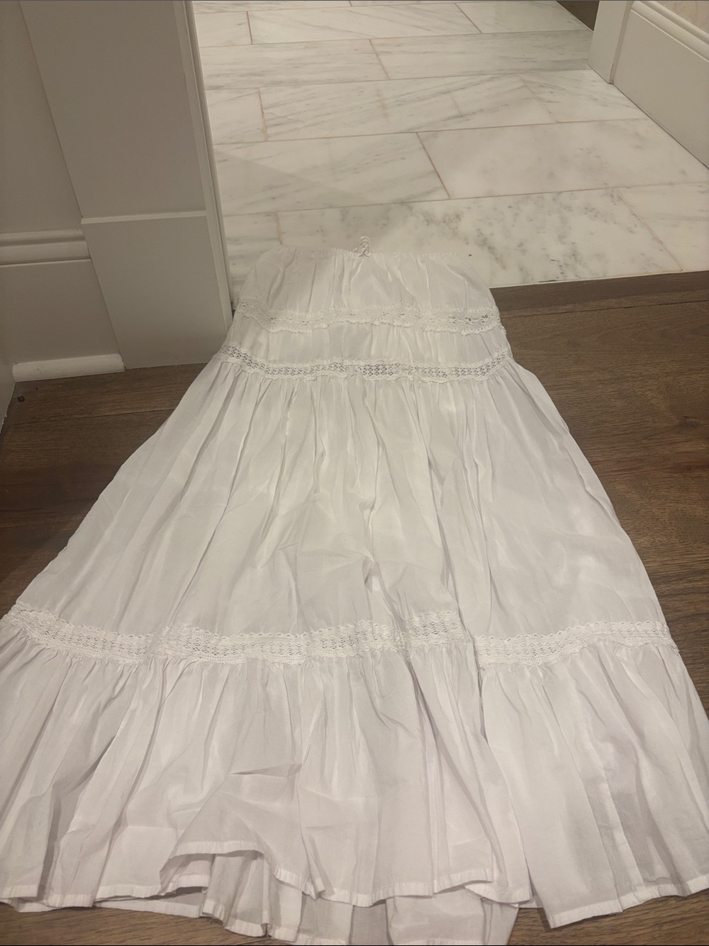 White maxi skirt from garage
